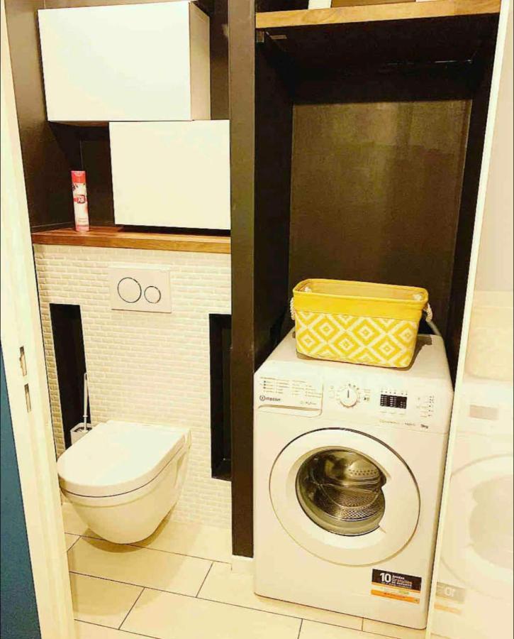 Logement Exceptionnel Avec Jardin Proche Disney Apartment Montevrain Luaran gambar